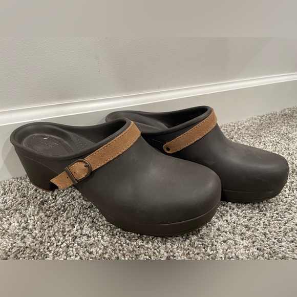 CROCS Shoes - Crocs Sara clog mules for women, size 10